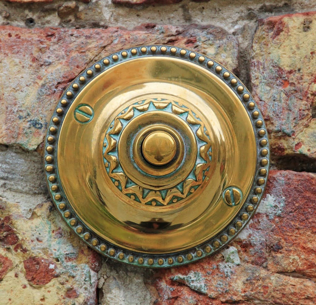 What Is The Best Doorbell Camera For An Apartment?